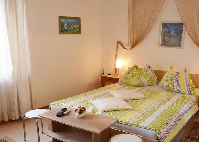 Gasthof-pension Karawankenblick Pörtschach am Wörthersee